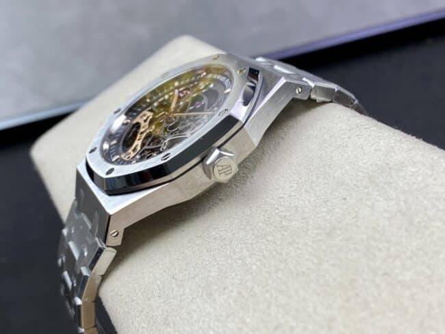 top-tier replicaAudemars Piguet Skeleton Royal Oak Offshore 15407ST.OO.1220ST.01 men's mechanical watch side view