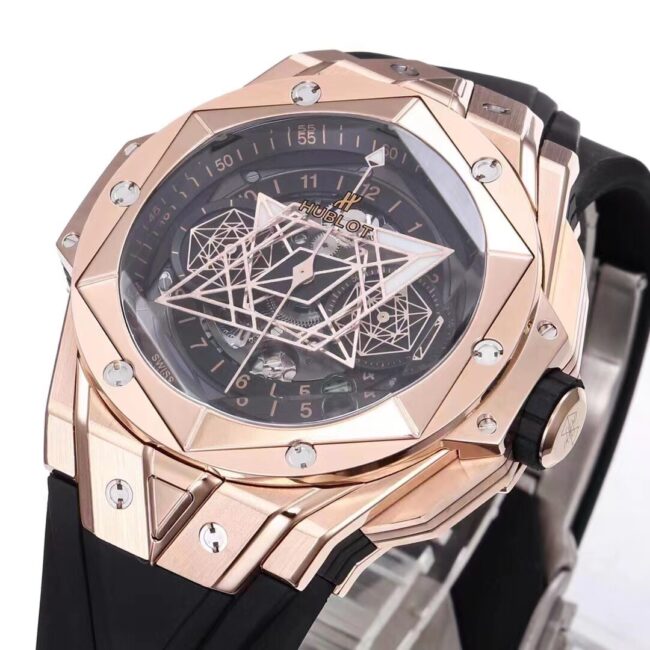 Big factory high-quality replicablack dialBBF extreme replicaHublot watch new tattoo second generation watch Hublot's most popular model front view