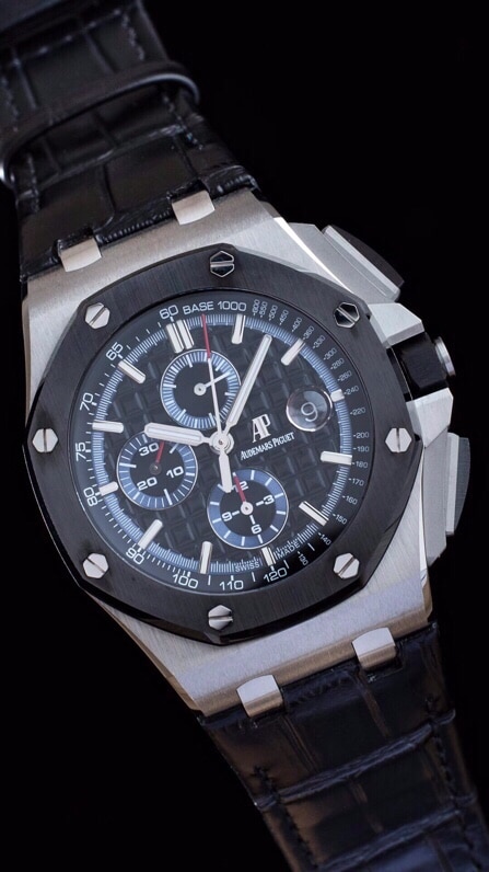 Dachang high-quality replicaAPFblack dialAudemars PiguetRoyal Oak offshore 26400 capped front view