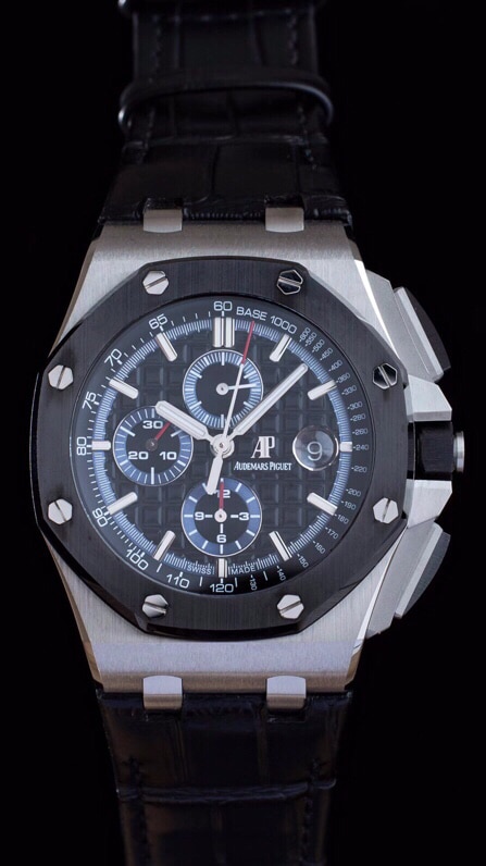 Dachang high-quality replicaAPFblack dialAudemars PiguetRoyal Oak offshore 26400 capped front view