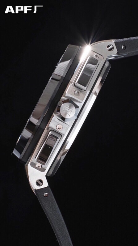 top-tier replicaAPFAudemars PiguetRoyal Oak offshore white dial26400 watch breaks OEM blockade technology side view
