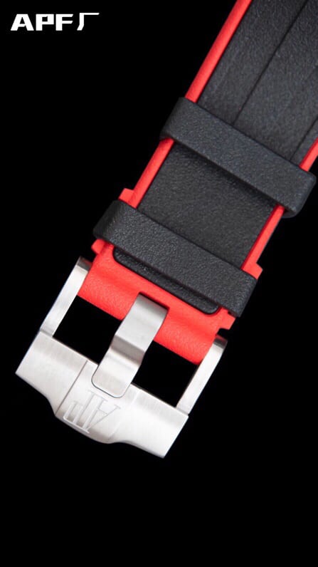 top-tiersuper cloneAPFblack dialAudemars PiguetRoyal Oak offshore 26470 watch clasp picture