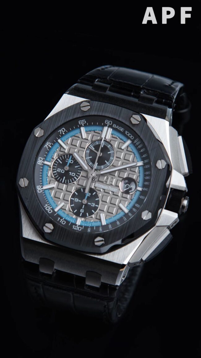 Front view of the top-notch high-quality replicaAPFAudemars PiguetRoyal Oakblack dial offshore 26400 watch from a major manufacturer