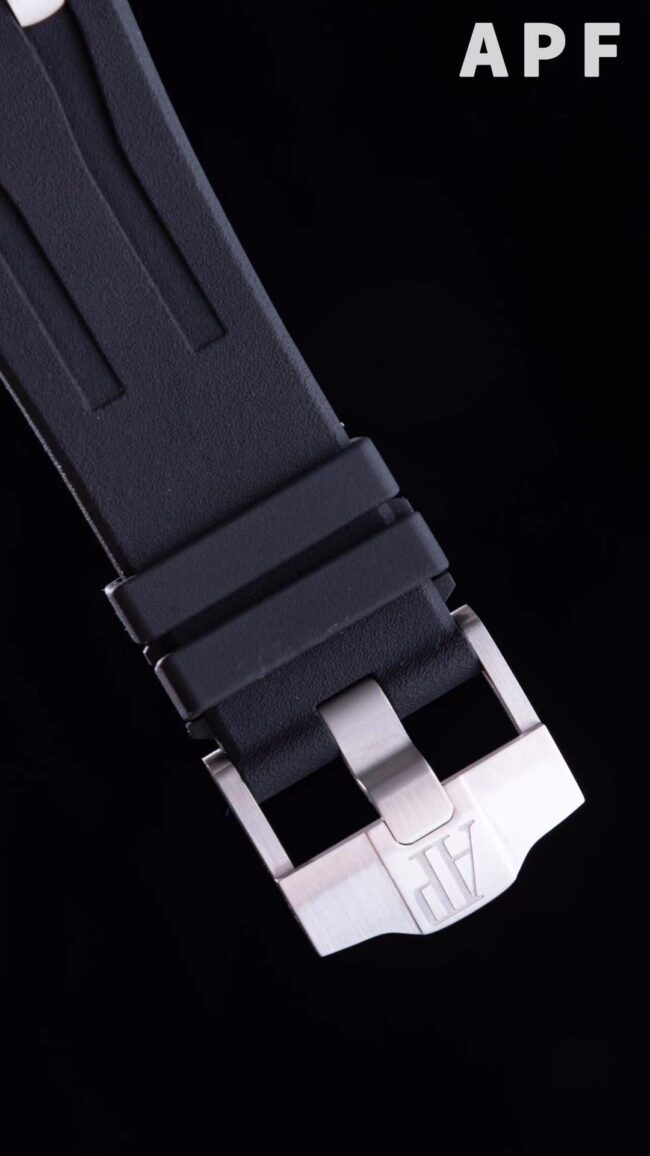top-tiersuper cloneAPFblack dialAudemars PiguetRoyal Oak offshore 26400ceramicchronograph watch clasp picture