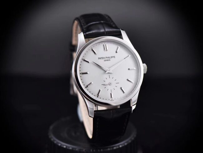 top-tiersuper clonePatek Philippe White Steel Classic Reappears New Classic Watch Series 5196G Formal Watch King Makes Shocking Debut Front View