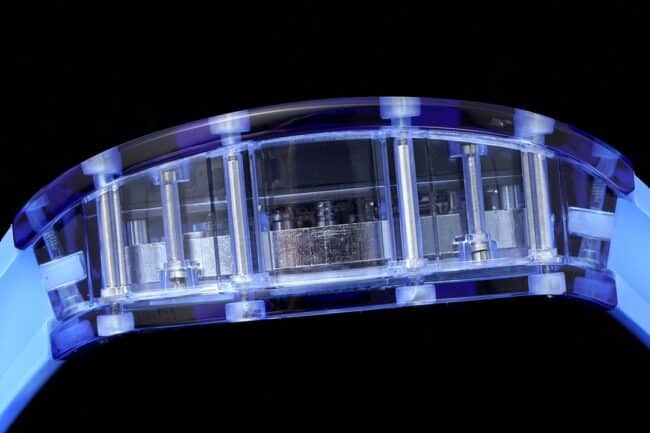 The extraordinary sports quality reproduced by the high-quality Richard Mille blue dial from the famous manufacturer RM12-01 tourbillons apphire crystal transparent version side view