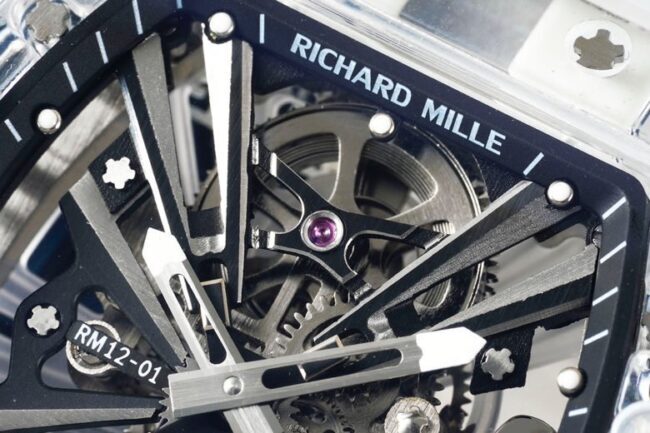 Manufacturer high-quality Richard Mille white steel reproduces the extraordinary sports quality generation legend RM12-01 tourbillonsapphire crystal transparent version detail shots