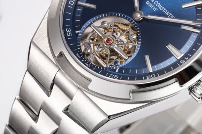 Big factory high-quality BBR2022 new model released Vacheron Constantin blue dial, the king of steel watches with peak appearance, travels all over the world tourbillondetail shots