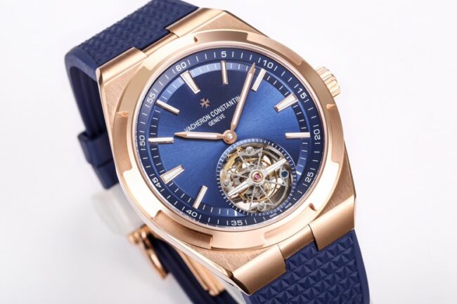 top-tier replicaBBRVacheron Constantin, the king of steel watches with the best appearance, blue dial, tourbillon, front view