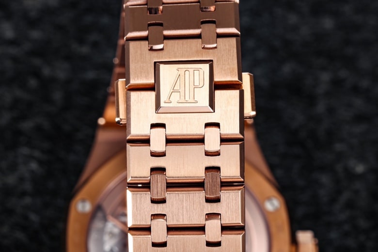 Top R8 factory latest release new 2022 Audemars Piguet Royal Oak self-winding tourbillon watch buckle figure