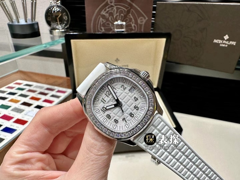 MMA factory Patek Philippe5067Asuper watch ladies white dial rubber model picture and price front live photo