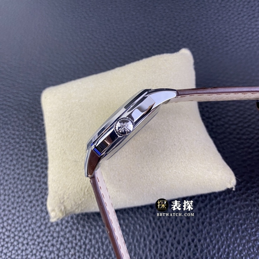 KR factory Patek Philippe super complication timepiece 5320G-001top-tier 1:1super watch men's breast white dialleather strap model pictures and prices side live photo