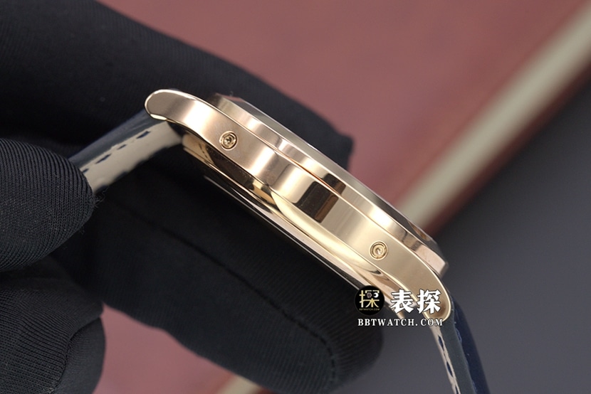 GR factory complex function chronographPatek Philippe1:1replica watch blue dialleather strap model 5396R-015side live photo
