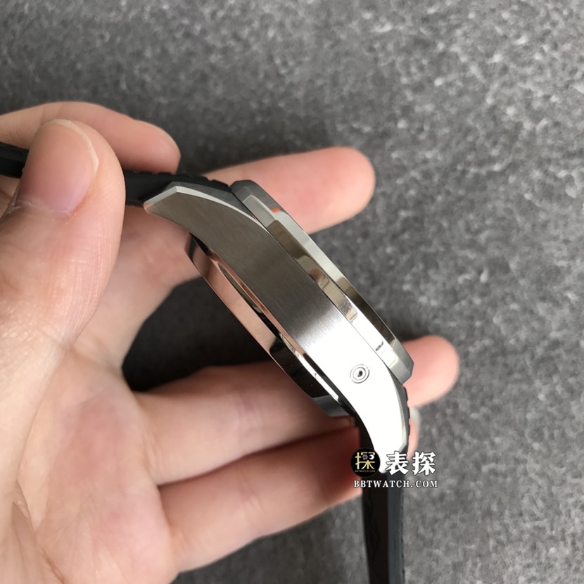 OM FactoryPatek Philippe5968A-001top-tier 1:1super watch men's black dial rubber model pictures and prices side live photo