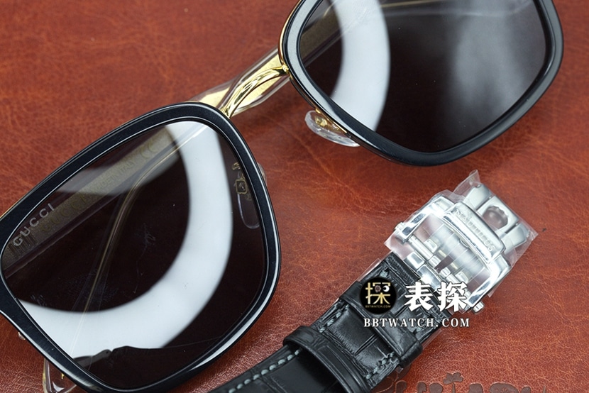 GR factory Patek Philippe sporty elegant 5712top-tier 1:1high-quality watch men's black dialleather strap model pictures and prices braceletlive photos