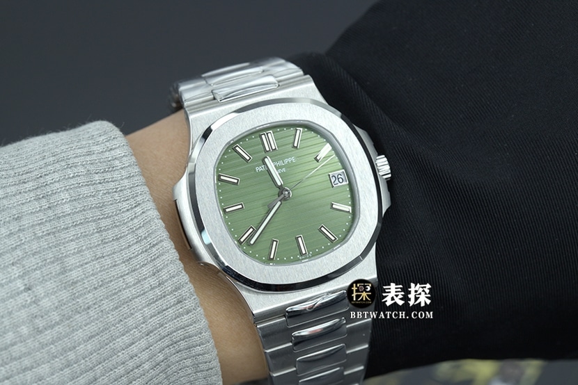 PPF FactoryPatek Philippe sporty and elegant top-tier watch men's olive green Nautilussteel bracelet picture and price wearing live photos