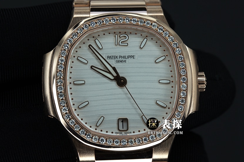 3K FactoryPatek Philippe sporty and elegant 7118top-tier 1:1super watch women's Nautiluswhite dialsteel bracelet model pictures and prices front live photo