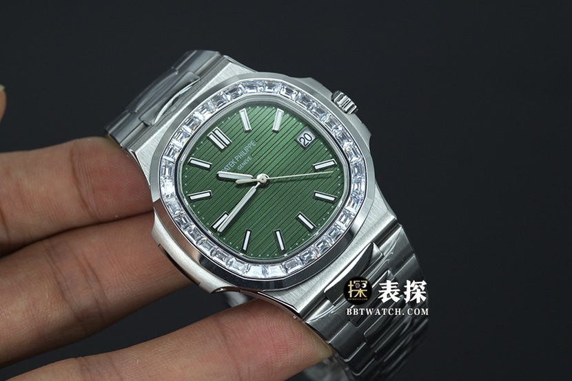 PPF FactoryPatek Philippe sporty and elegant top-tier 1:1super watch men's green dial diamond steel bracelet model pictures and prices front live photo