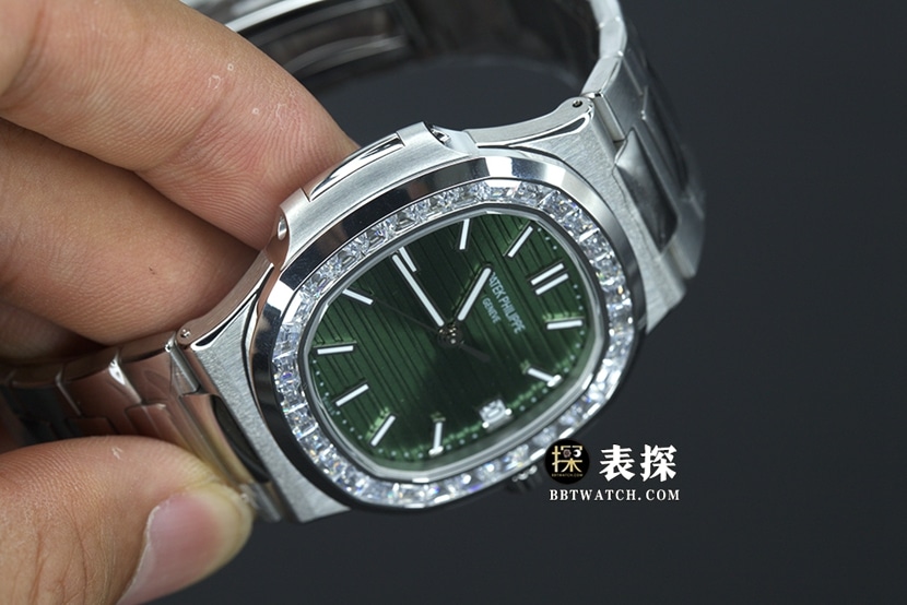 PPF FactoryPatek Philippe sporty and elegant top-tier 1:1super watch men's green dial diamond steel bracelet model pictures and prices side live photo
