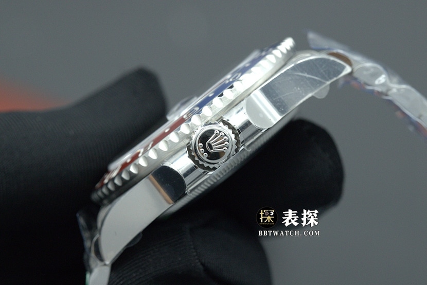 C+GMT-MasterRolex1:1replica watch lumeblack dialPepsi bezelsteel bracelet model m126710blro-0001side live photo