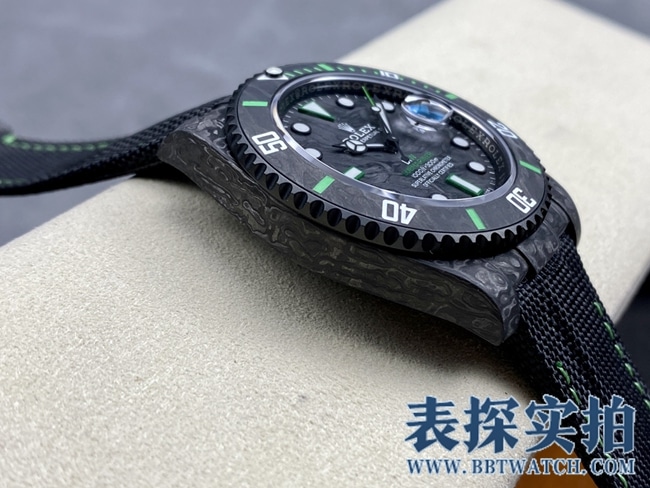 VSRolextop-tiersuper carbon fiber Submariner series watch _How much does it cost_Pictures_How is the workmanship? Side view
