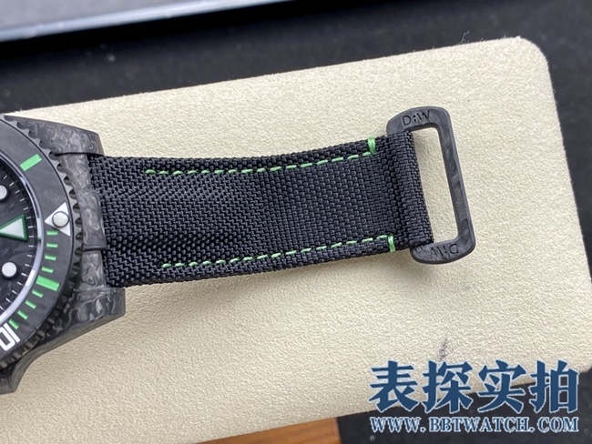 VSRolextop-tiersuper carbon fiber Submariner series watch _How much does it cost_Pictures_How is the workmanship clasp