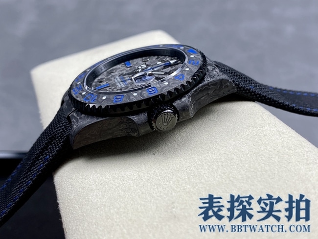 VSRolexGMT-Mastertop-tiersuper carbon fiber case is light to wear_How much does it cost_Pictures_How is the workmanship? Side view