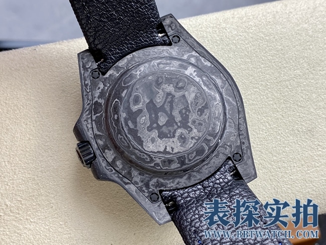 VSRolexGMT-Mastertop-tiersuper carbon fiber case is light to wear_How much does it cost_Pictures_How is the workmanship? Bottom cover