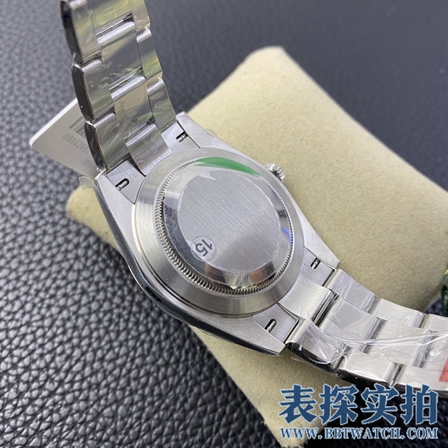 VSRolextop-tiersuper cloneblack dialDatejust watch_How much does it cost_Pictures_How is the workmanship? Bottom cover