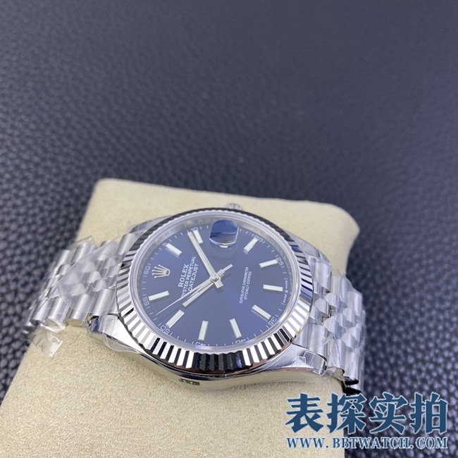 vsRolexblue dialtop-tier log 41mm watch_price_picture_quality side