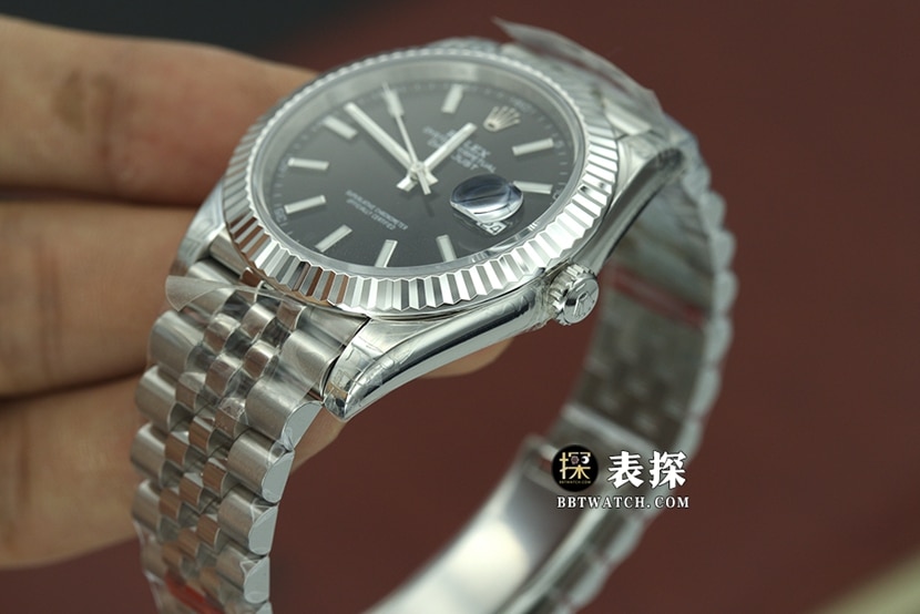 VSRolex men's factory high-quality replicablack dial log 41MM watch m126334-0018side live photo