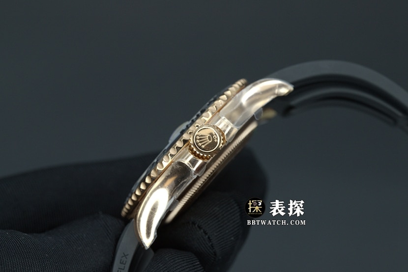 C Yacht-Master Rolex1:1replica watch lumeblack dial rubber model M226658-0001side live photo