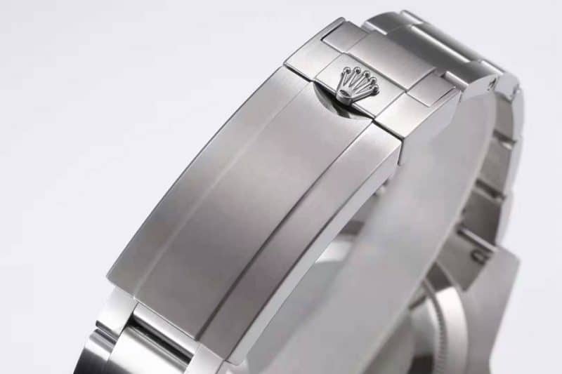 ZZF Factory Rolex Submariner Series 114060-97200 No Date Black Submariner True/Fake Review Buckle Photo
