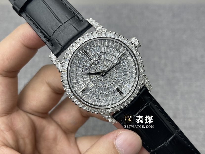 Vacheron Constantin watch ladies pavé diamond disc leather strap model pictures and prices front live photo