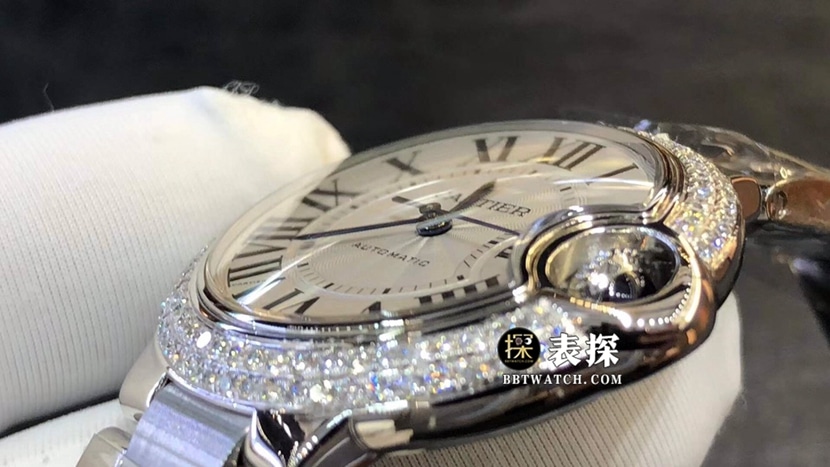 Cartier Blue Balloon top-tier watch women's white dial diamond steel bracelet model pictures and prices side live photo