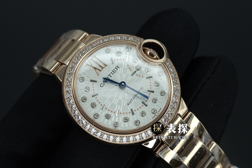 TW factory Cartier blue balloon top-tier high-quality watch women's silver dial chrysanthemum pattern diamond steel bracelet model pictures and prices front live photo