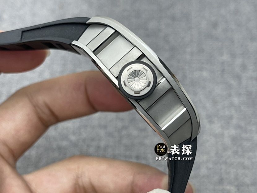 JB factory Richard Mille men's RM 52-01 top-tier watch men's skull plate tourbillon rubber model pictures and prices side live photo