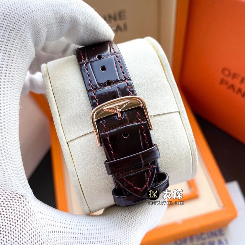Longines retro top-tier watch men's white dial multi-function six-pin moon phaseleather strap model pictures and prices braceletlive photos