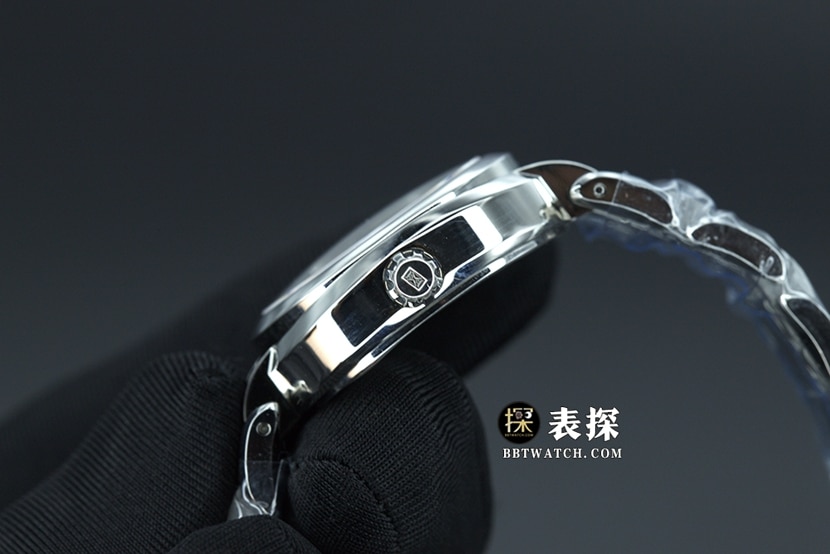 Longines Xinyue series L8.115.4.71.6 top-tier watch ladies moon phasesteel bracelet model pictures and prices side live photo