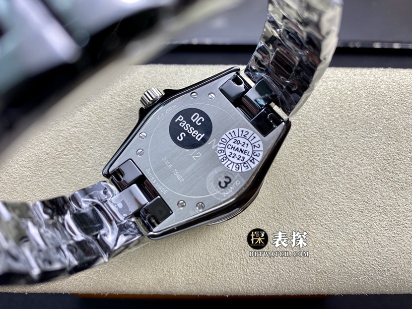 XF factory Chanel ladies J12super watch black dialsteel bracelet model pictures and prices caseback live photo