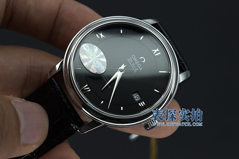 Omegareplica watchmks factory De Ville black dial details