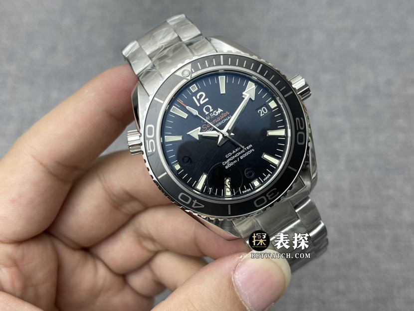 VS FactoryOmegaSeamastertop-tier 1:1high-quality watch men's black dialsteel bracelet model pictures and prices front live photo