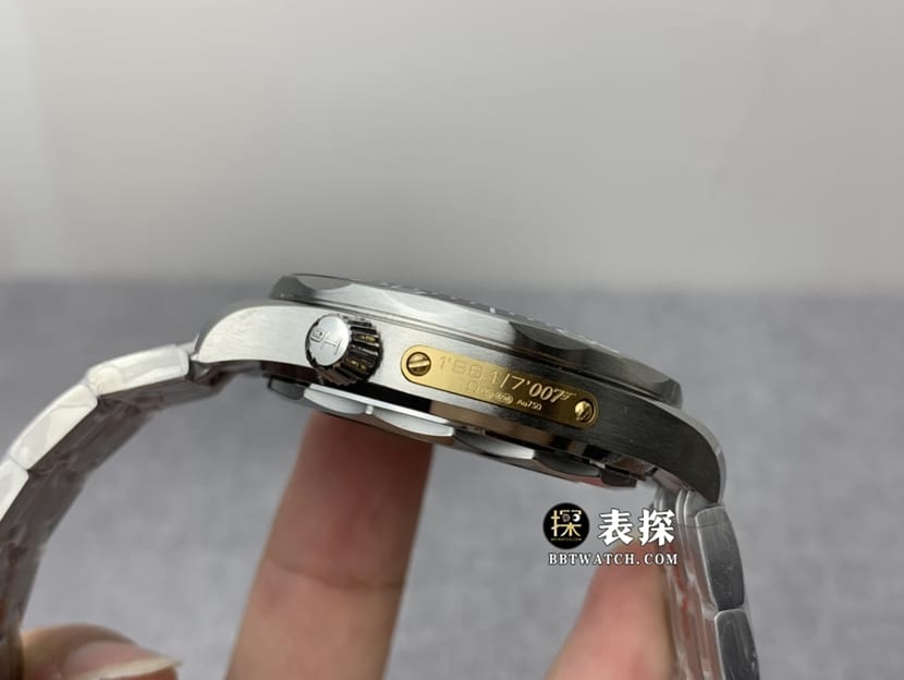 OR factory OmegaSeamastertop-tier watch men's black dial laser engraved barrel pattern steel bracelet model pictures and prices side live photo