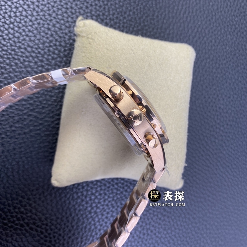 BF factory Omega Speedmaster top-tier watch men's silver panda dial steel bracelet model pictures and prices side live photo