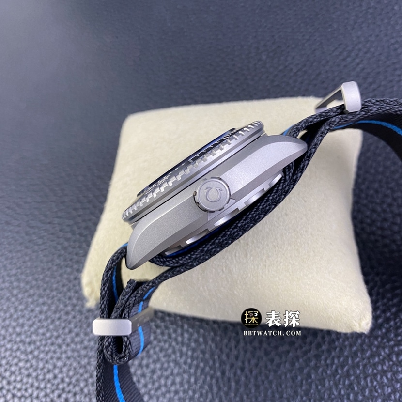 SBF factory OmegaSeamaster1:1super watch men's black dialleather strap model pictures and prices side live photo
