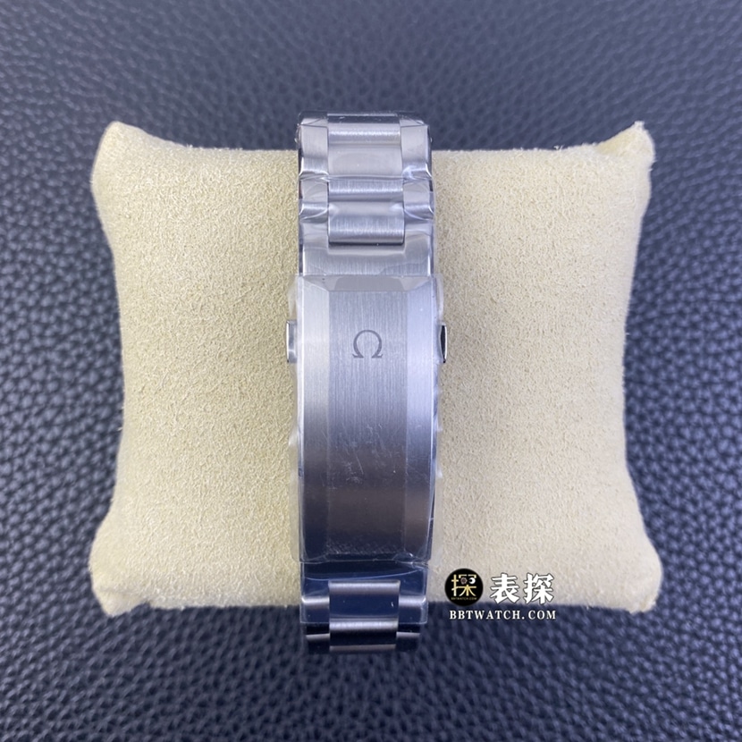 SBF factory OmegaSeamastersuper watch men's blue and black gradient steel bracelet model pictures and prices braceletlive photos