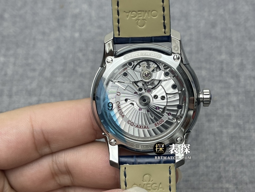 VS FactoryOmega De Ville top-tier watch men's blue dialleather strap model pictures and prices caseback live photo