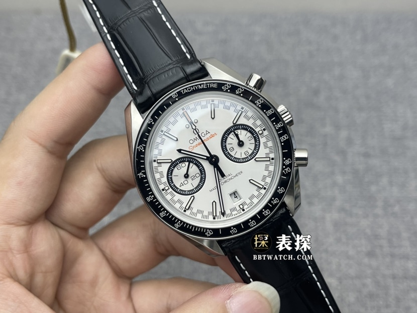 OM FactoryOmega Speedmaster top-tier 1:1super watch men's white panda disk leather strap model pictures and prices front live photo