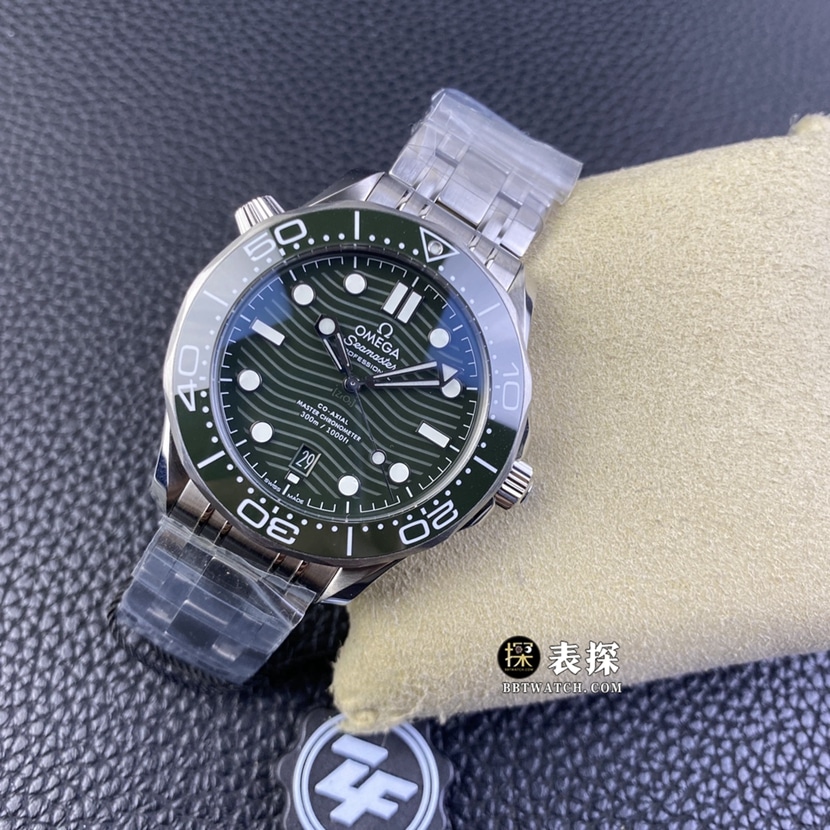 ZF FactoryOmegaSeamaster1:1super watch men's green dialsteel bracelet picture and price front live photo