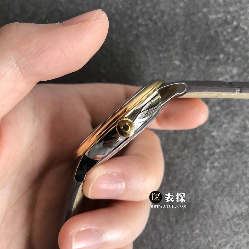 Omega Diefei top-tier 1:1high-quality watch men's white dialyellow goldleather strap model pictures and prices side live photo